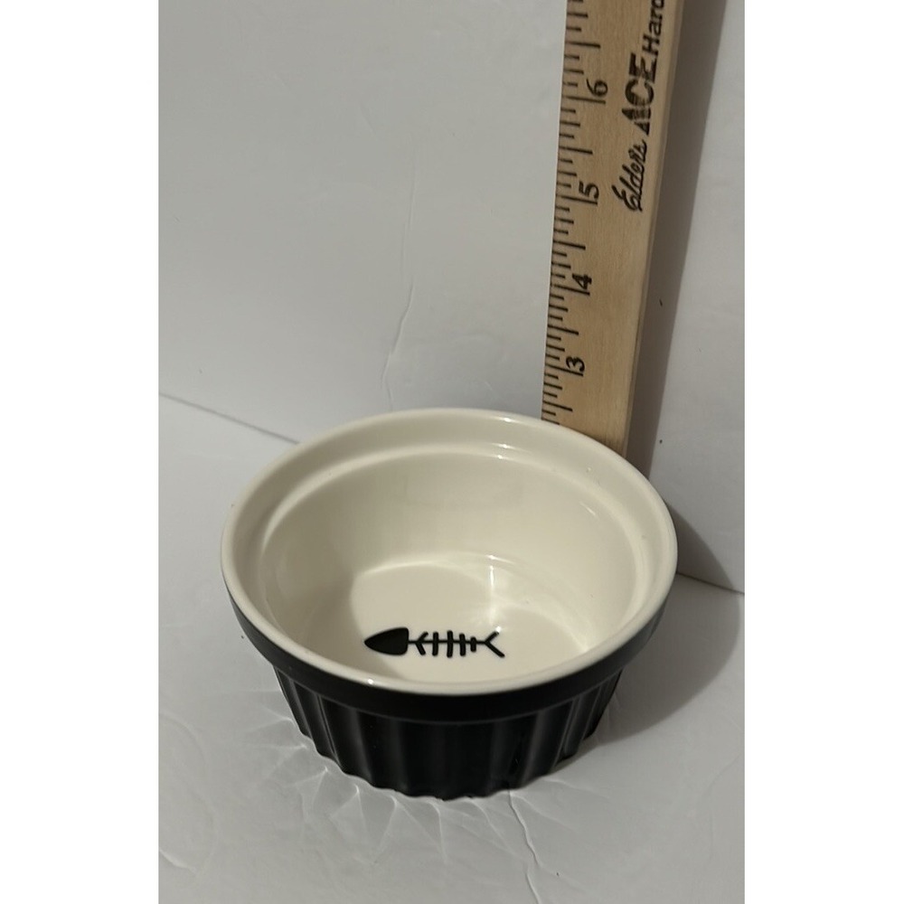 New Stoneware Cat Pet Bowl Feeding Pet Dish NWT Black Fish 12 OZ